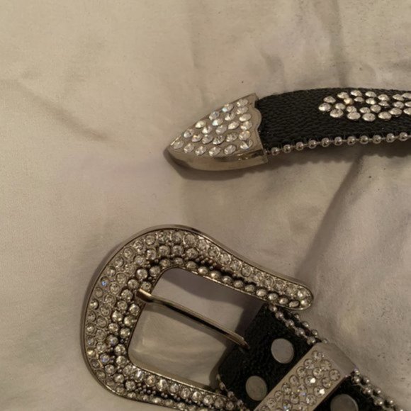 Brand New Rhinestone Belt. - Picture 5 of 5